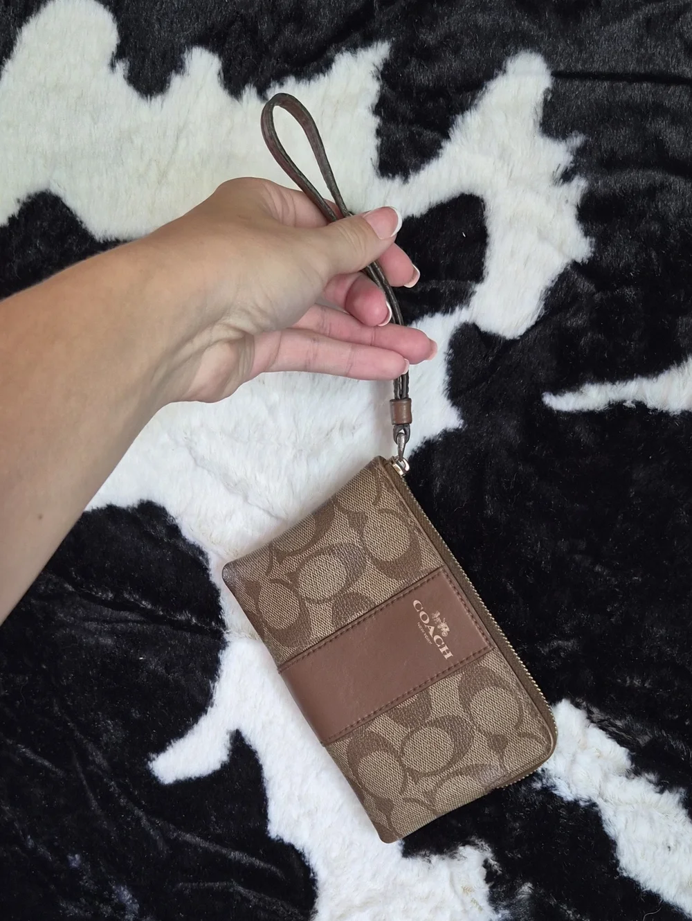 COACH Signature Canvas Wristlet in Brown and Tan Y2K
